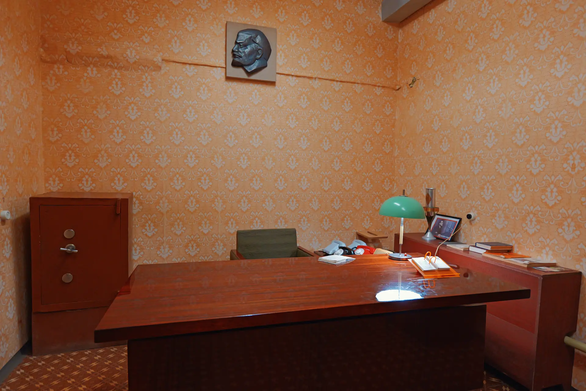 Soviet Nuclear Bunker Tour - 4