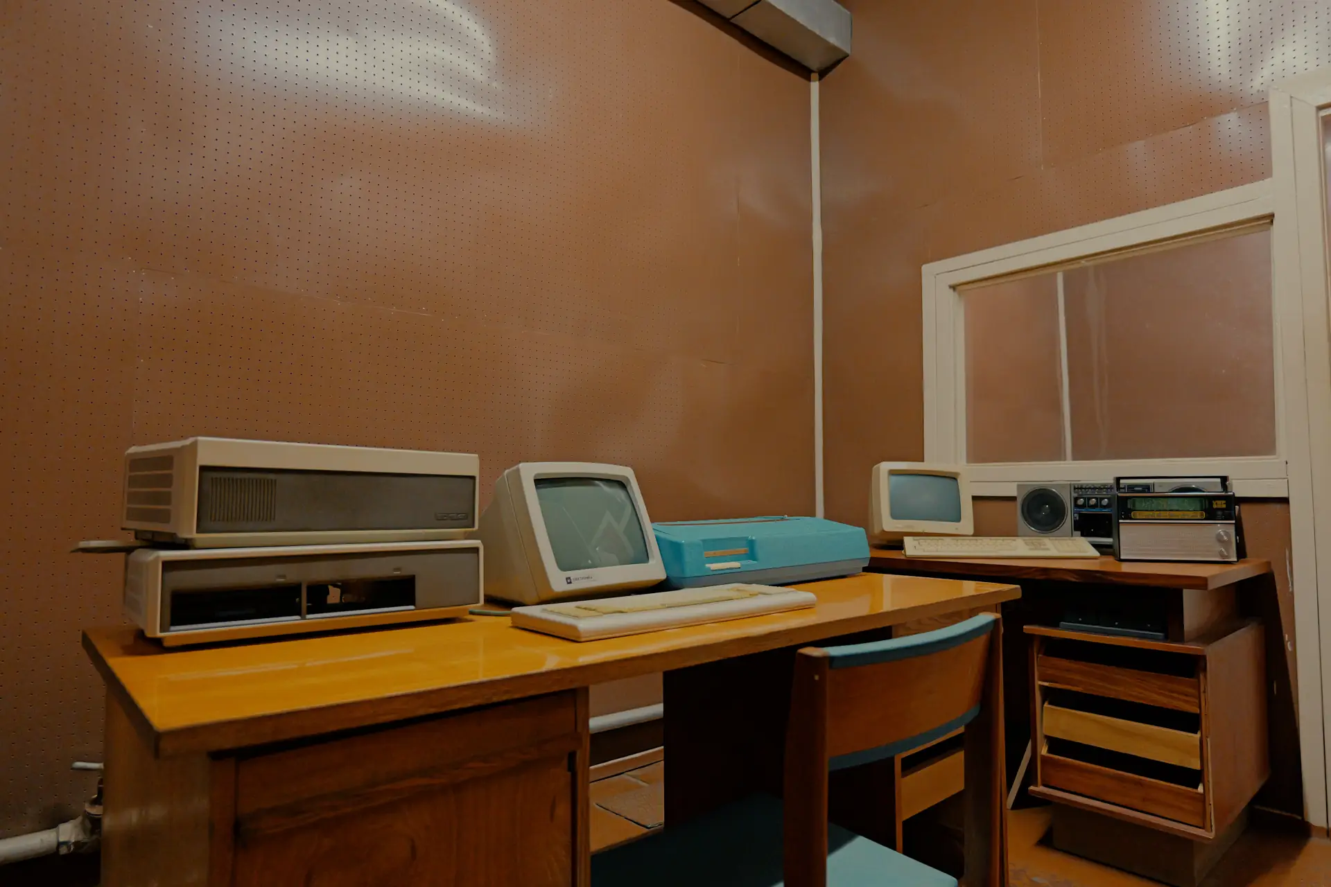 Soviet Nuclear Bunker Tour - 10