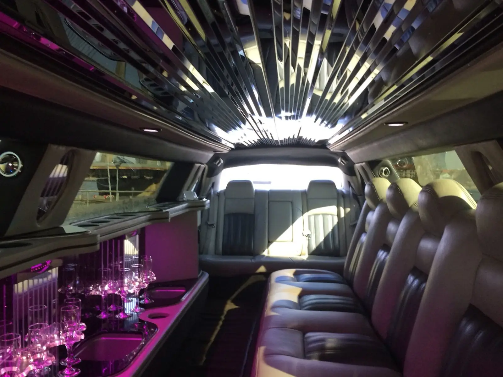 Luxury Limousine Transfer - 3